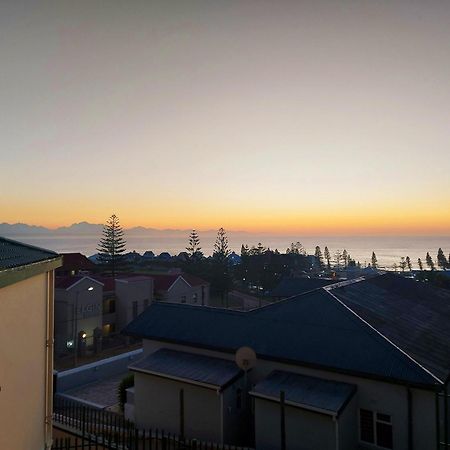 First Group Perna Perna Mossel Bay Apartment Bagian luar foto