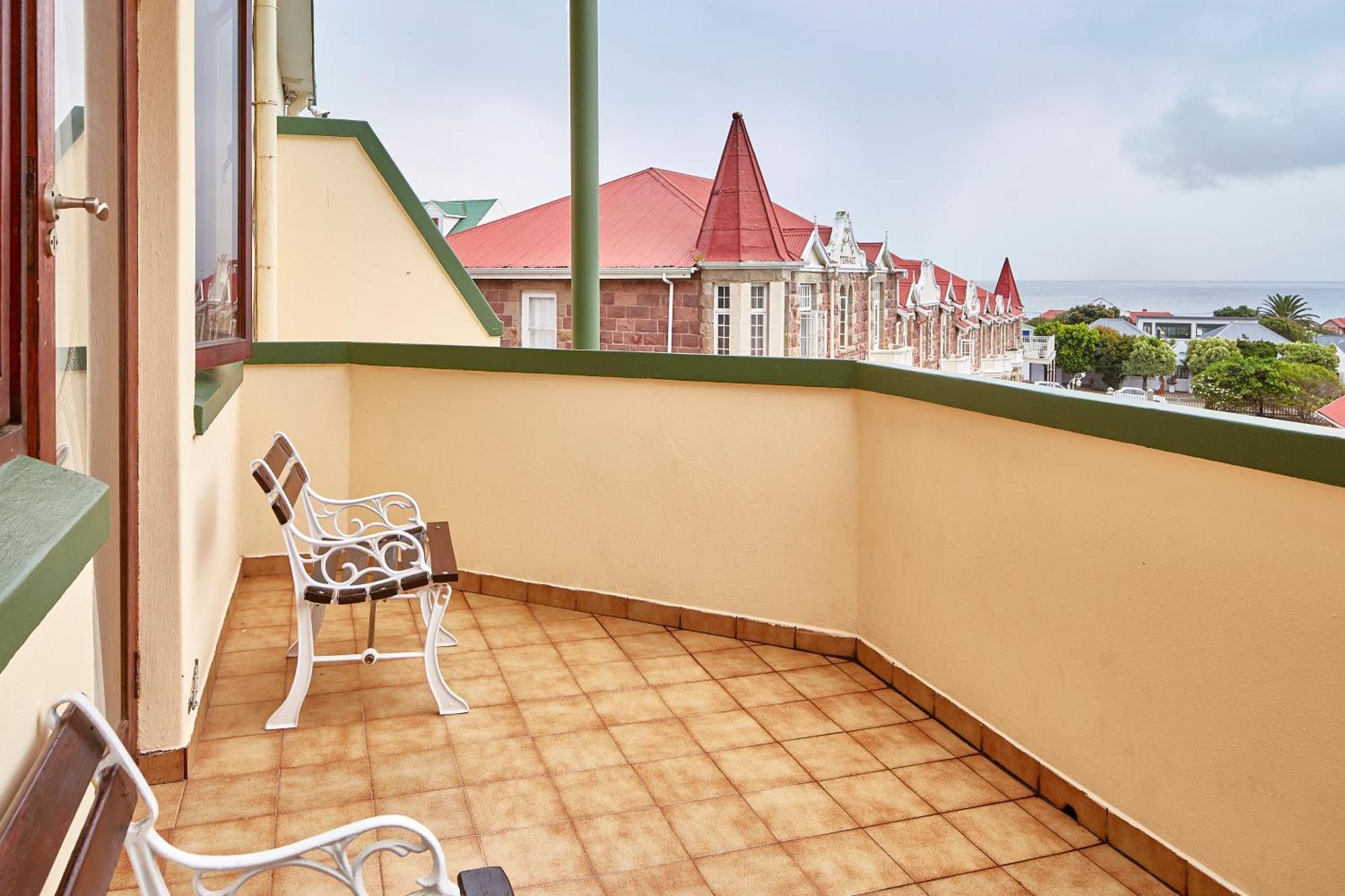 First Group Perna Perna Mossel Bay Apartment Bagian luar foto
