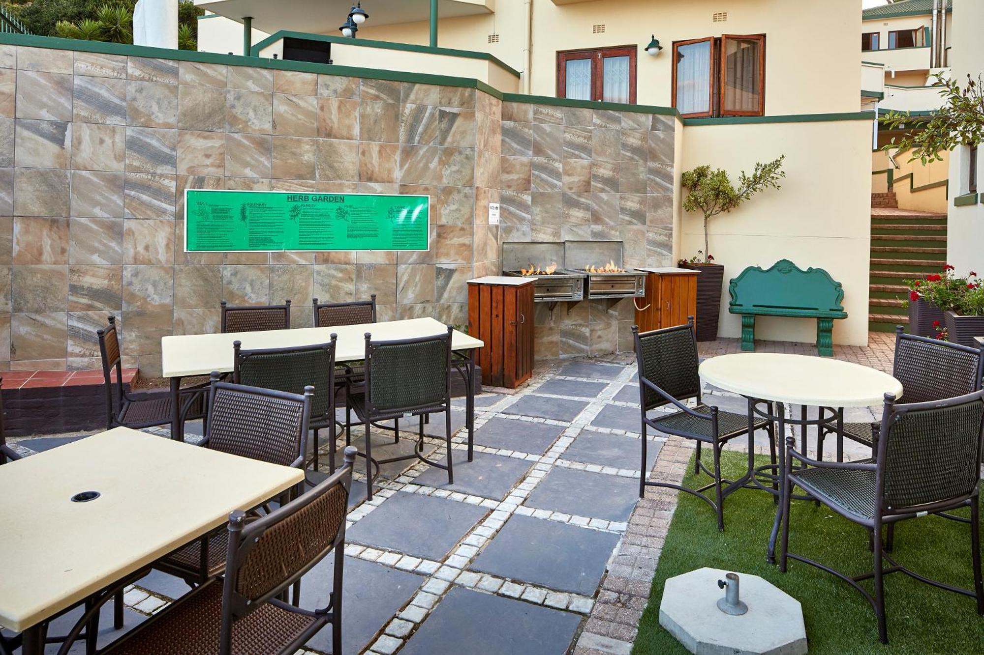 First Group Perna Perna Mossel Bay Apartment Bagian luar foto