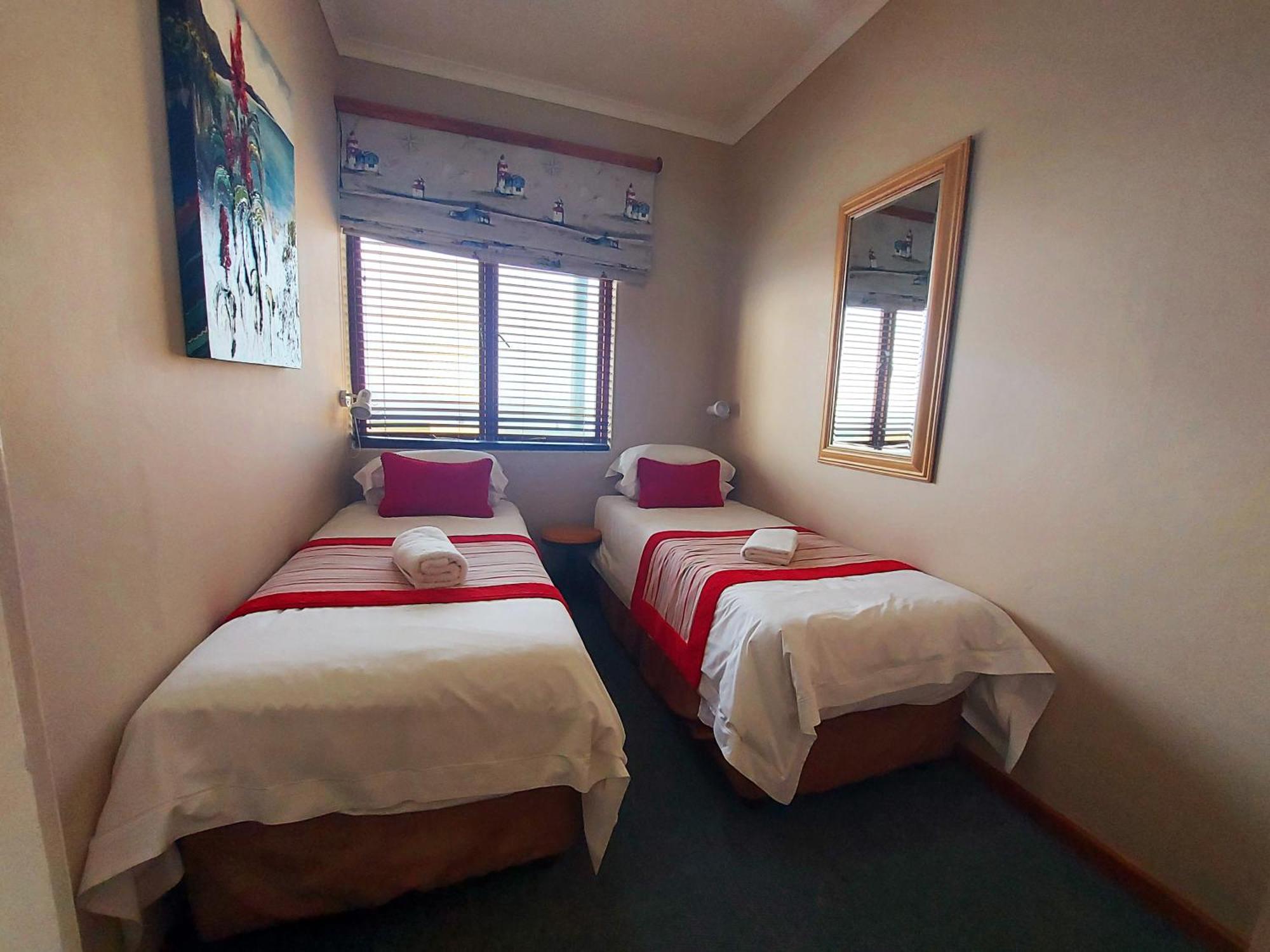 First Group Perna Perna Mossel Bay Apartment Bagian luar foto